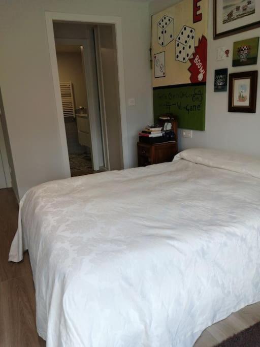 Apartamento Piso Impecable 140M En El Centro De Vigo Exterior foto